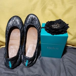 Drago Tieks size 9